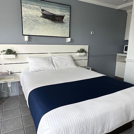 Motel Le Refuge แชร์บูร์ก ภายนอก รูปภาพ