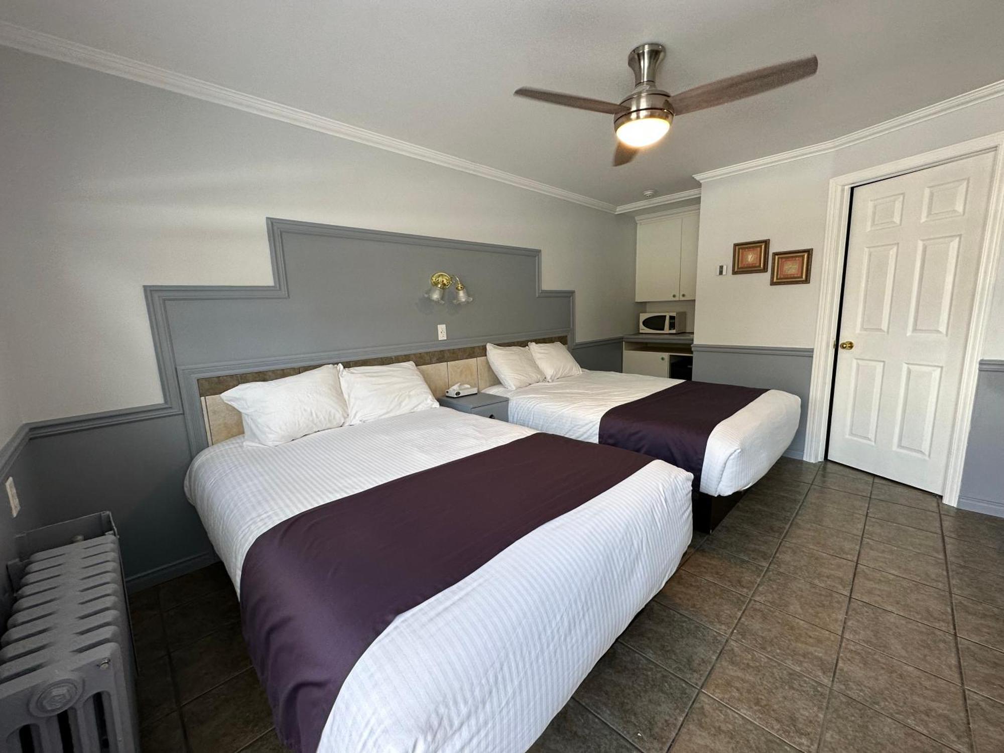 Motel Le Refuge แชร์บูร์ก ภายนอก รูปภาพ