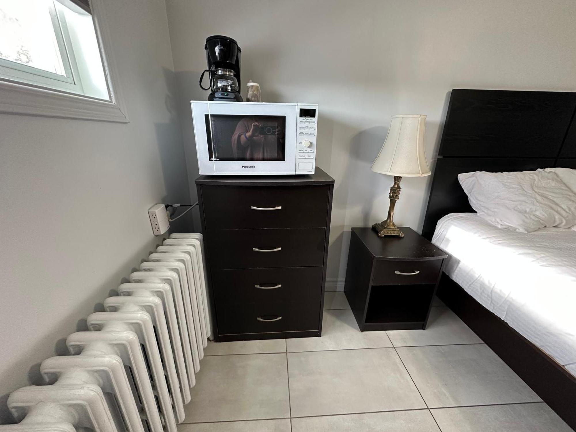 Motel Le Refuge แชร์บูร์ก ภายนอก รูปภาพ