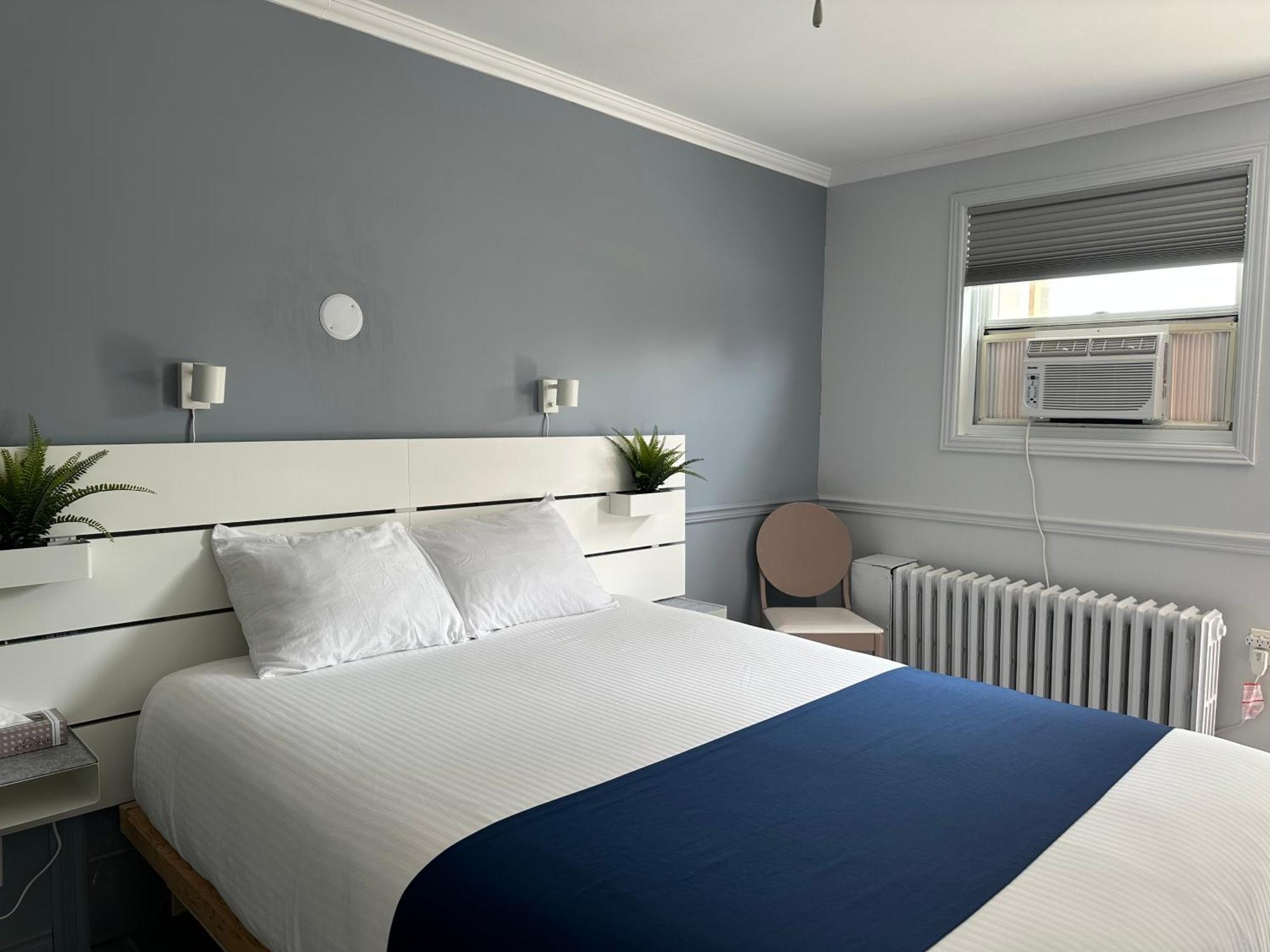 Motel Le Refuge แชร์บูร์ก ภายนอก รูปภาพ