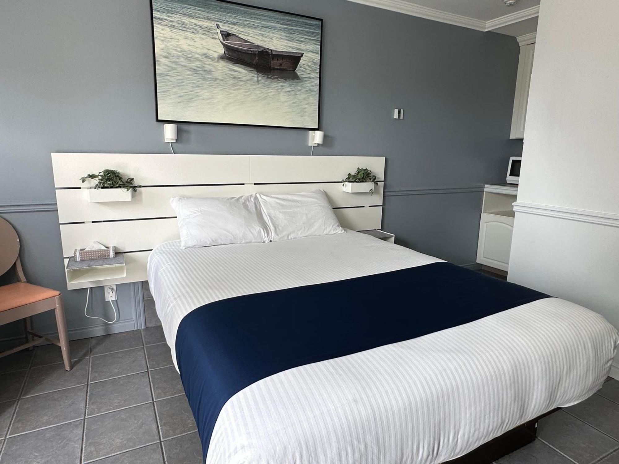 Motel Le Refuge แชร์บูร์ก ภายนอก รูปภาพ